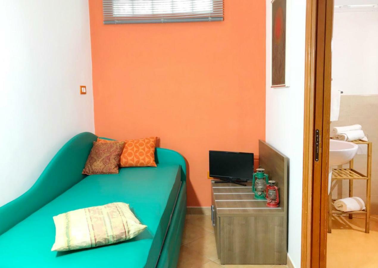 Bed and Breakfast Casa Te La Bradamante Magliano Экстерьер фото
